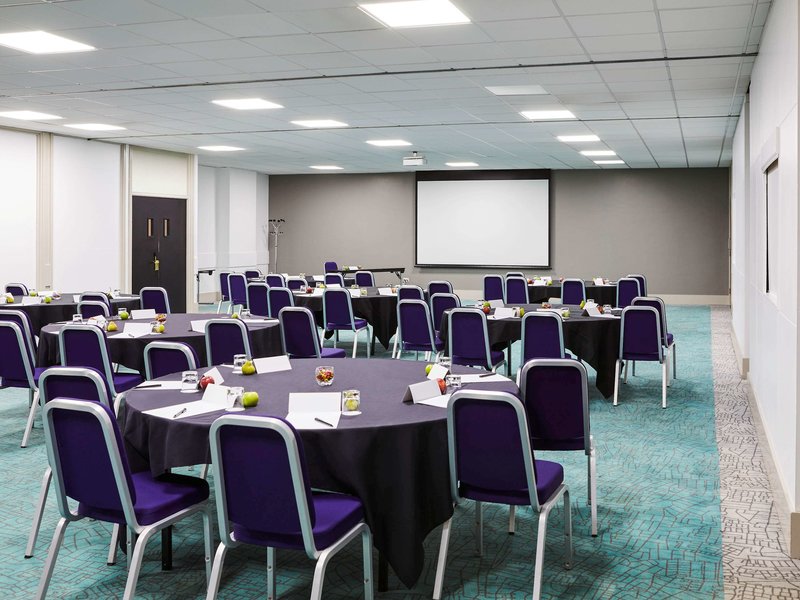 Mercure Telford Centre Hotel - 712