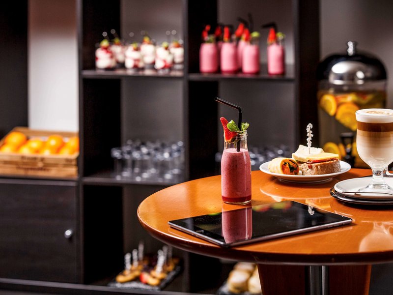 Mercure Telford Centre Hotel - 712