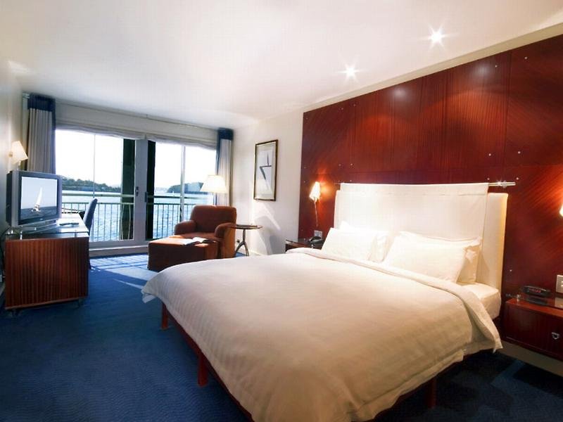 Pier One Sydney Harbour, Autograph Collection - 717