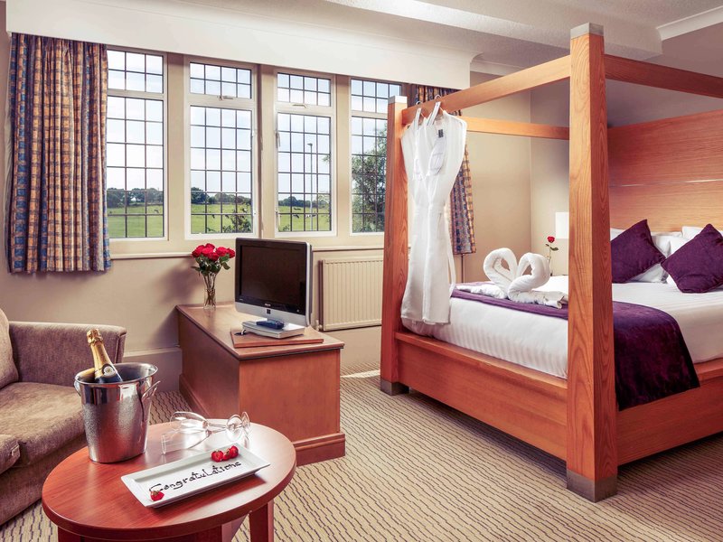 Mercure Leeds Parkway - 720