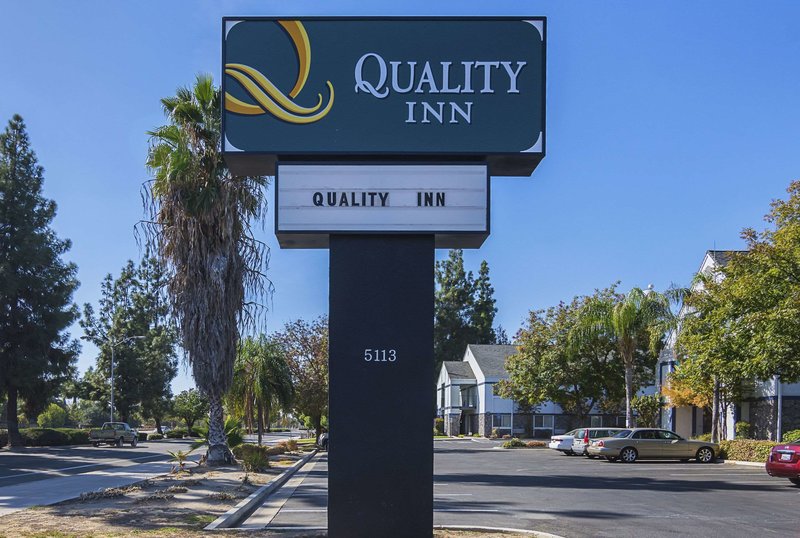 Quality Inn Fresno Yosemite Airport - 729