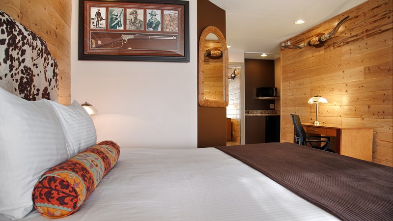 Best Western Plus Hollywood Hills Hotel - 731