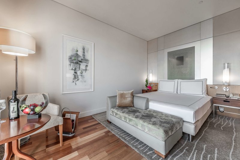 Swissôtel Krasnye Holmy - 750