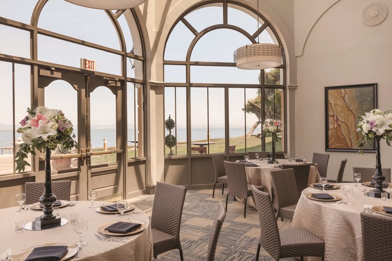 Embassy Suites By Hilton San Francisco Airport Waterfront - 752