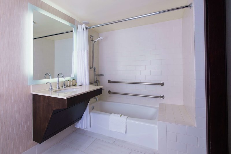 Doubletree San Diego Mission Valley - 758