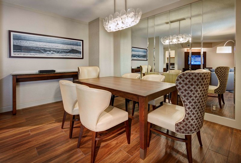 Embassy Suites San Diego La Jolla - 759