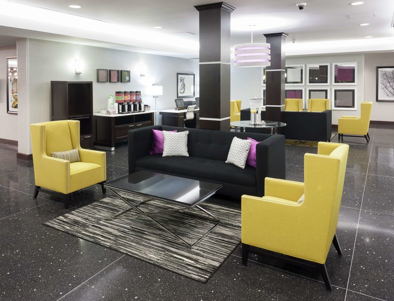 Hampton Inn San Diego Downtown - 761