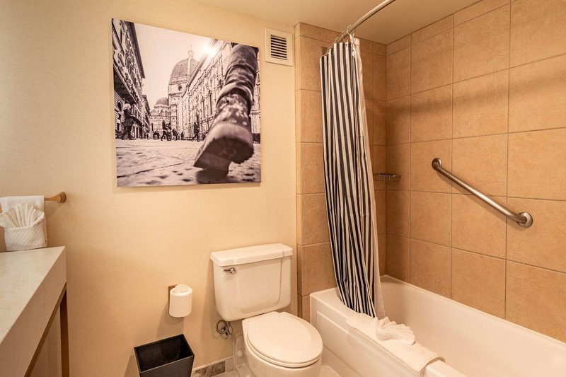 Doubletree San Diego Downtown - 775