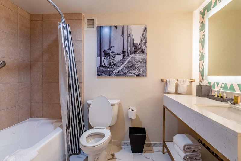 Doubletree San Diego Downtown - 775