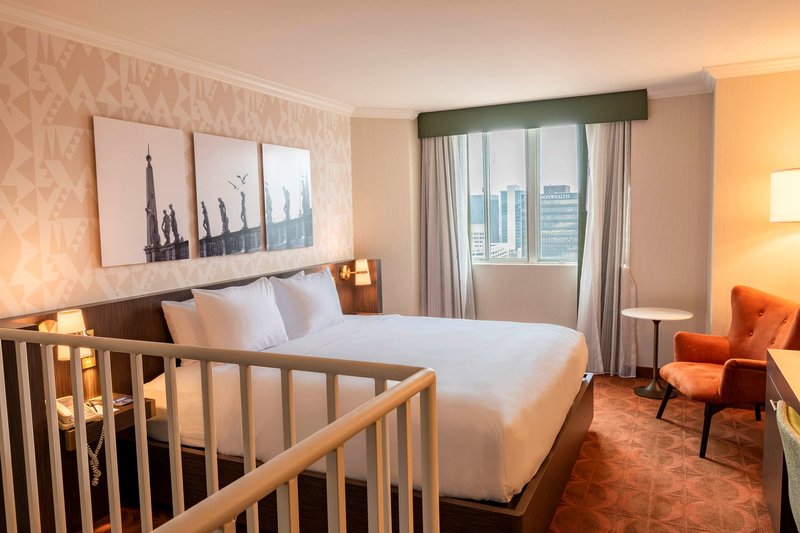 Doubletree San Diego Downtown - 775