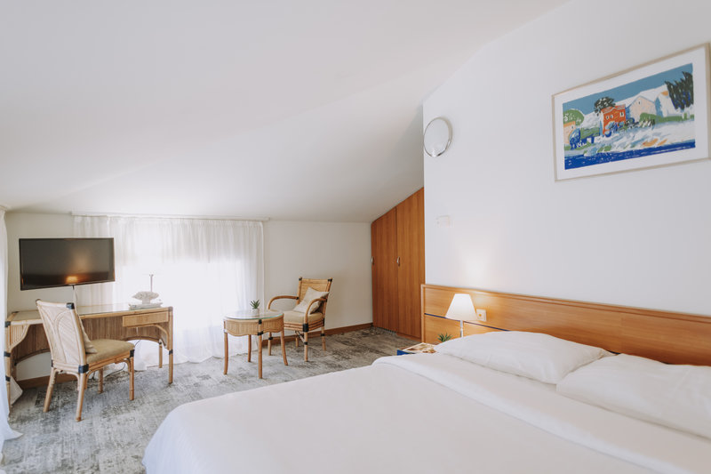 Hotel Apoksiomen - 783