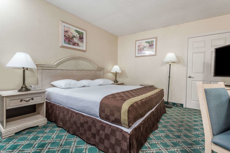 Travelodge By Wyndham San Francisco Airport North - 463