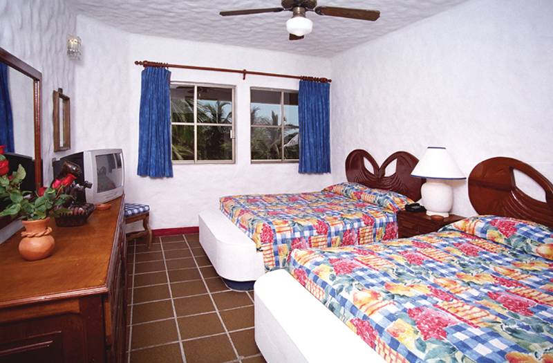 Hotel Quijote Inn - 799