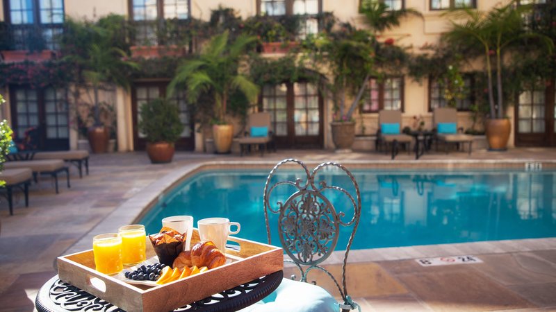 Best Western Plus Sunset Plaza - 802