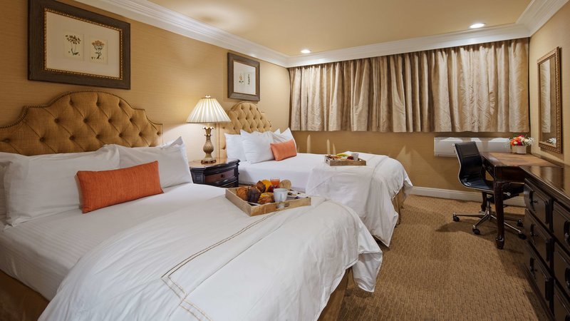 Best Western Plus Sunset Plaza - 802