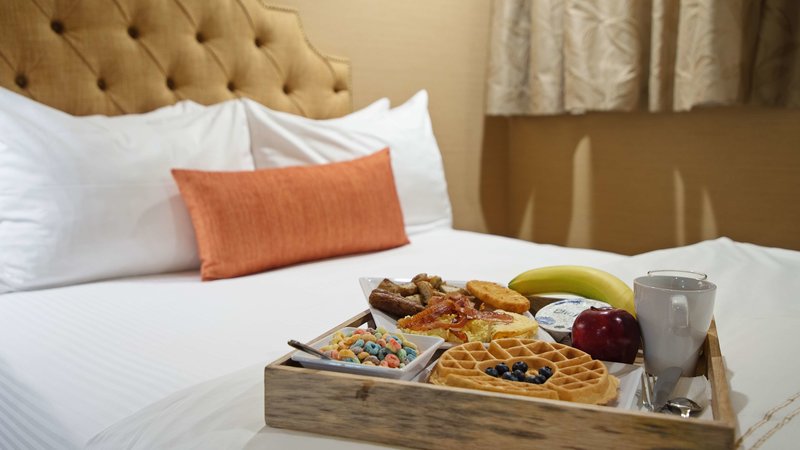 Best Western Plus Sunset Plaza - 802