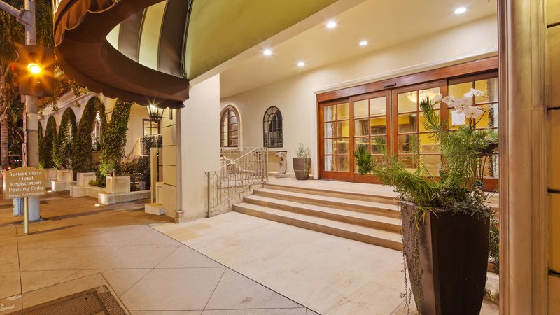 Best Western Plus Sunset Plaza - 802