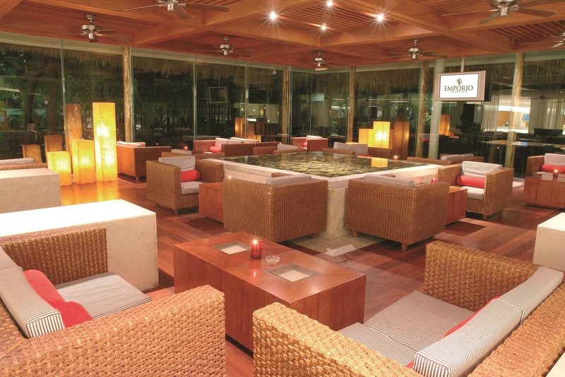 Emporio Acapulco - 806