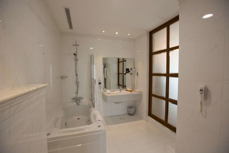 Amman International - 469