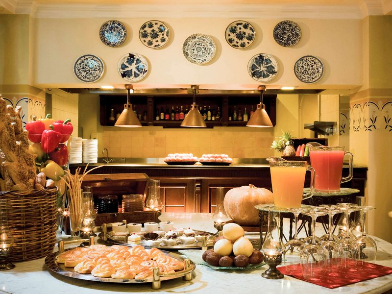 The Phoenix Hotel Yogyakarta Mgallery Collection - 810