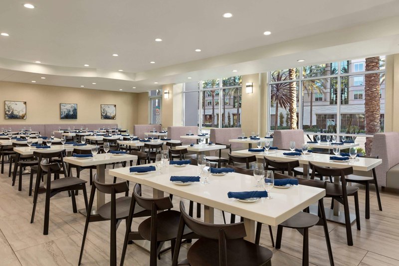 Wyndham Garden Anaheim - 471