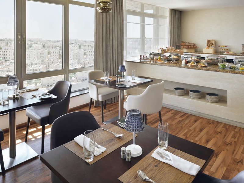 Mövenpick Hotel Amman - 811