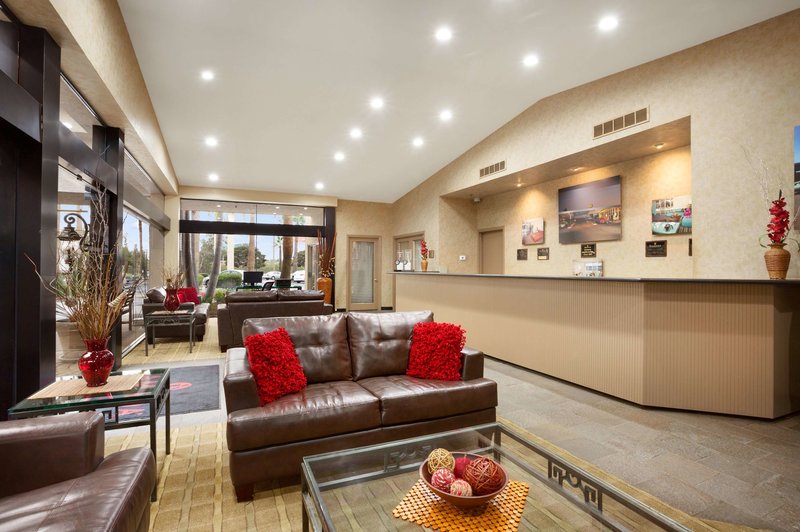 Ramada San Diego North Hotel & Conference Center - 819