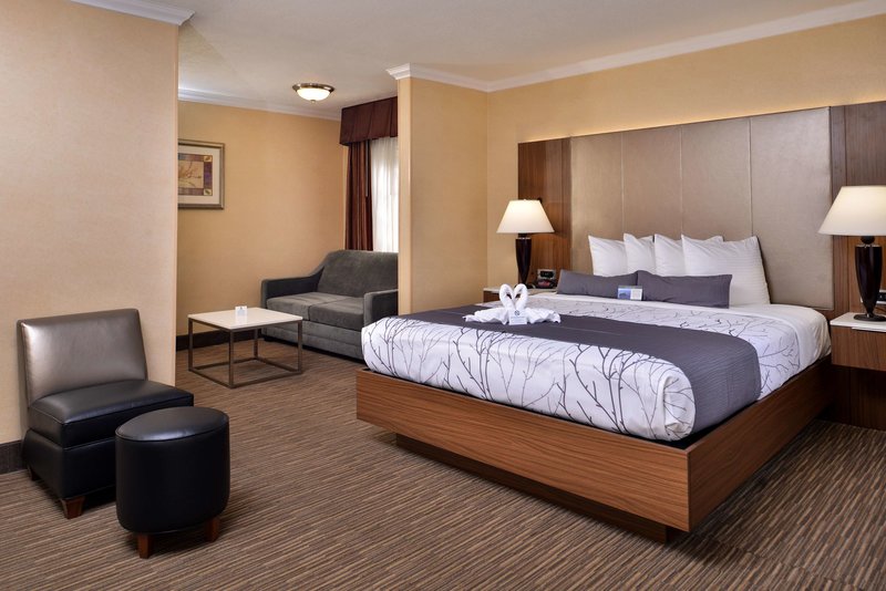 Best Western Hollywood Plaza Inn - 820