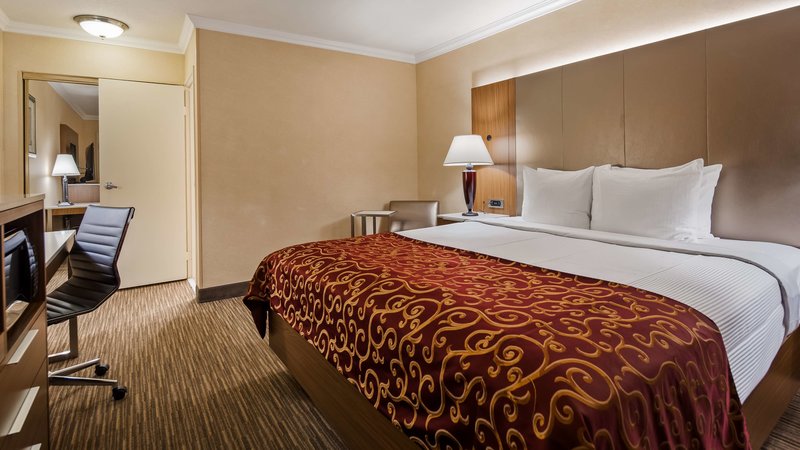 Best Western Hollywood Plaza Inn - 820