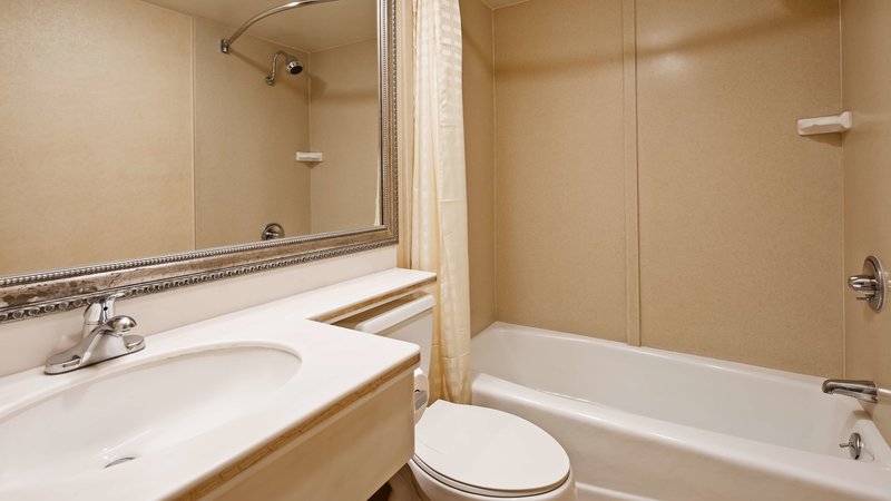 Best Western Hollywood Plaza Inn - 820