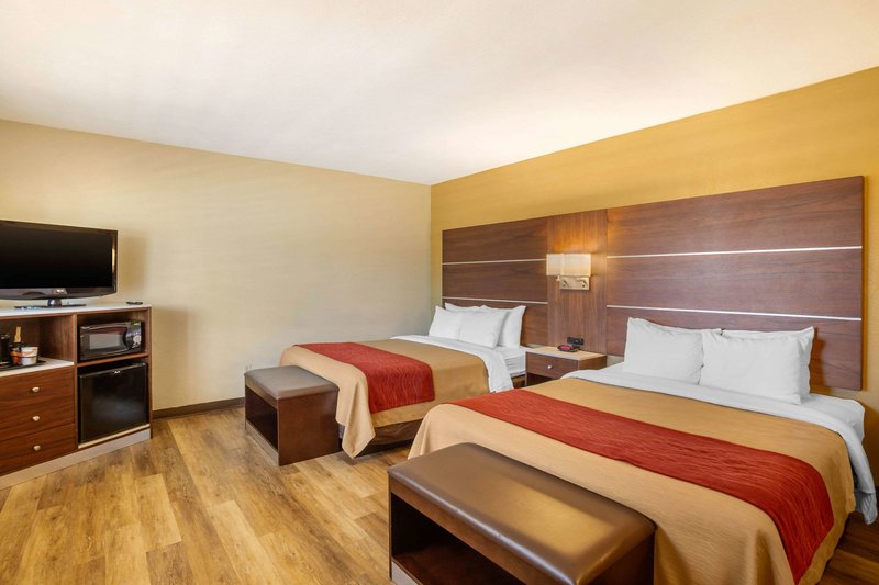 Comfort Inn At The Harbor - 823