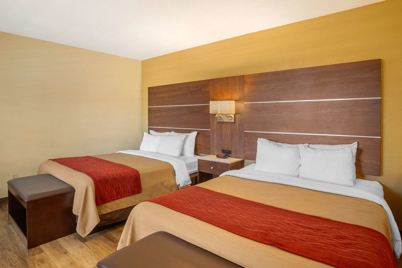 Comfort Inn At The Harbor - 823