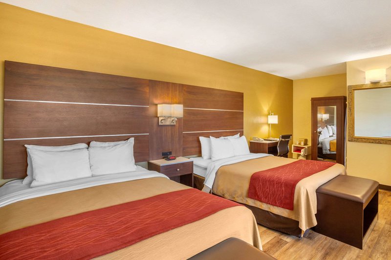 Comfort Inn At The Harbor - 823