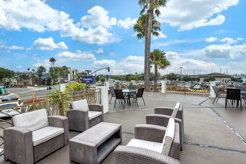 Comfort Inn At The Harbor - 823