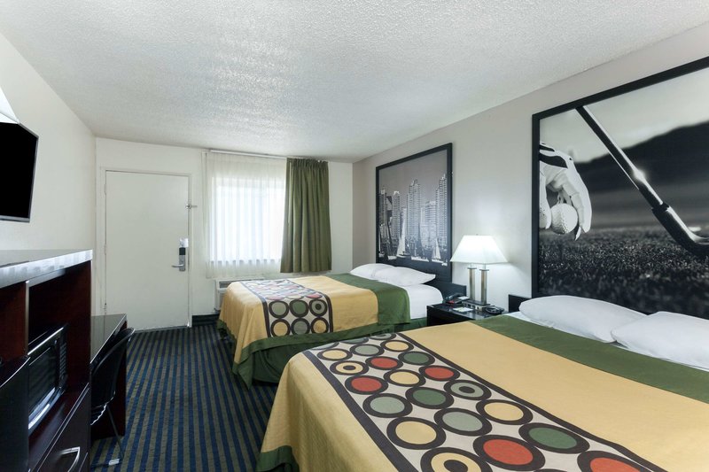 Super 8 By Wyndham San Diego Hotel Circle - 824