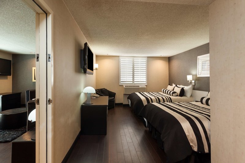 Ramada Plaza By Wyndham West Hollywood Hotel & Suites - 829