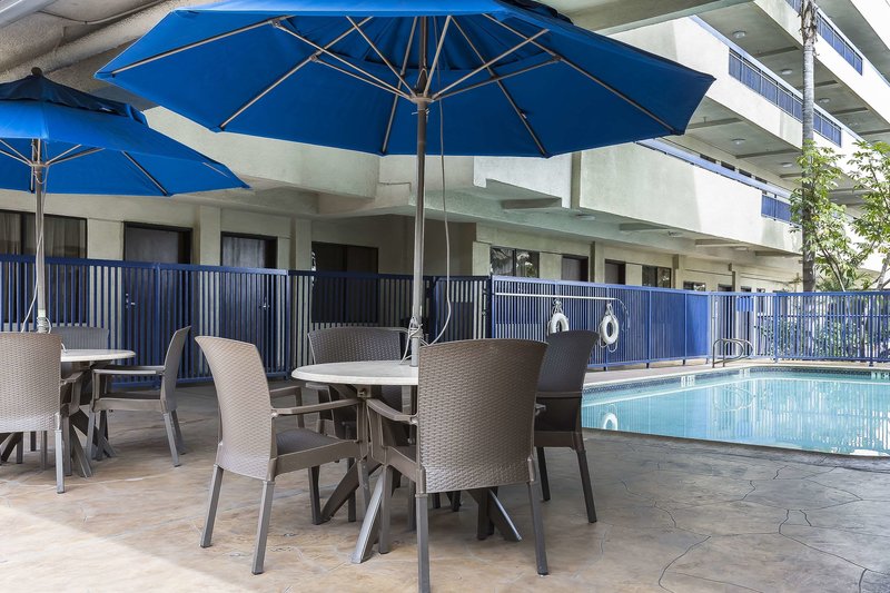 Quality Inn & Suites Los Angeles Airport – LAX