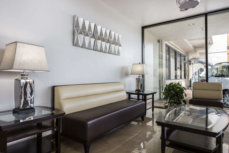 Quality Inn & Suites Los Angeles Airport – Lax - 830