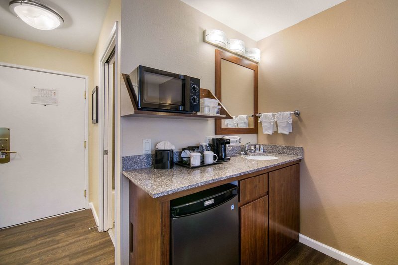 Comfort Inn Gaslamp/convention Center - 831
