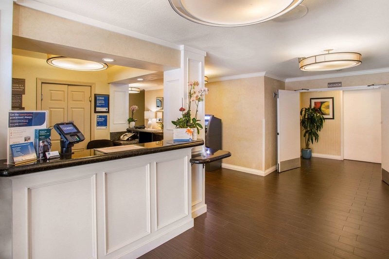 Comfort Inn Gaslamp/convention Center - 831
