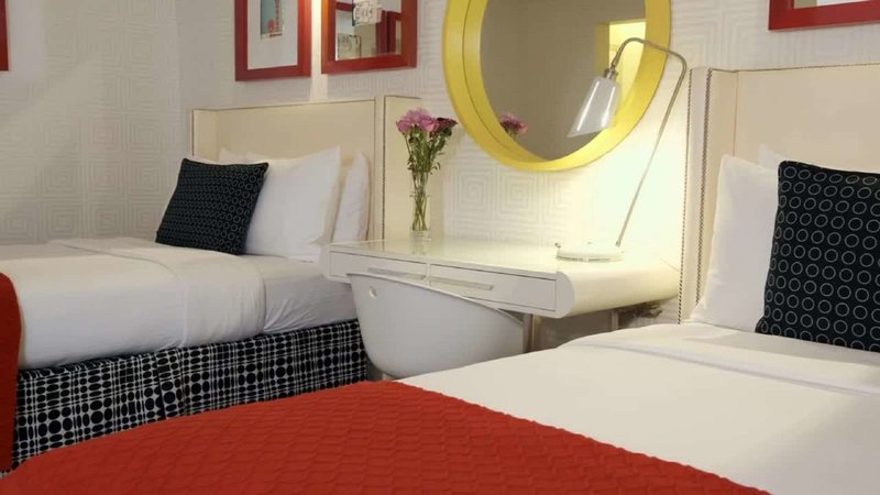 Americania Hotel - 485