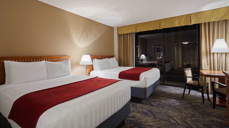 Best Western Plus Bayside Inn - 488