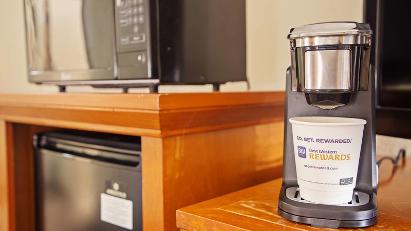 Best Western Plus Bayside Inn - 488