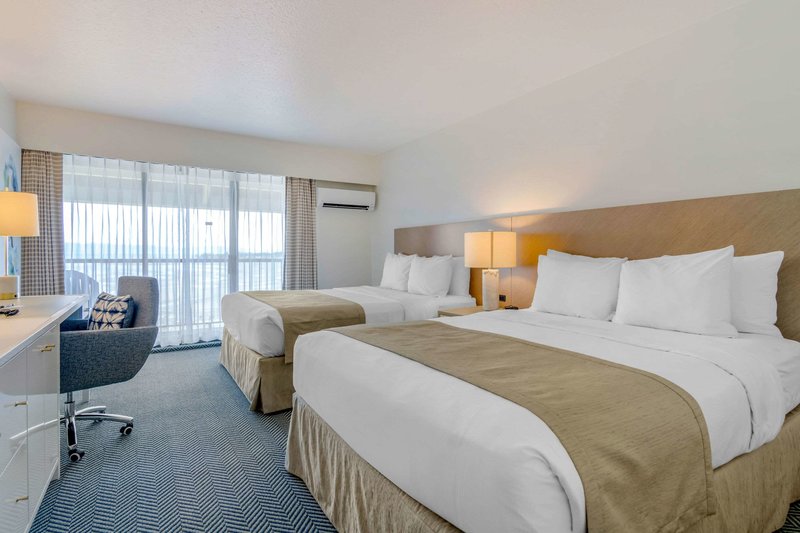 Bayside Oceanfront Resort - 489