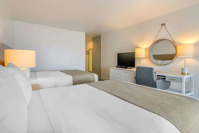 Bayside Oceanfront Resort - 489