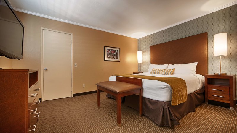 Best Western Plus Beach View Lodge - 490