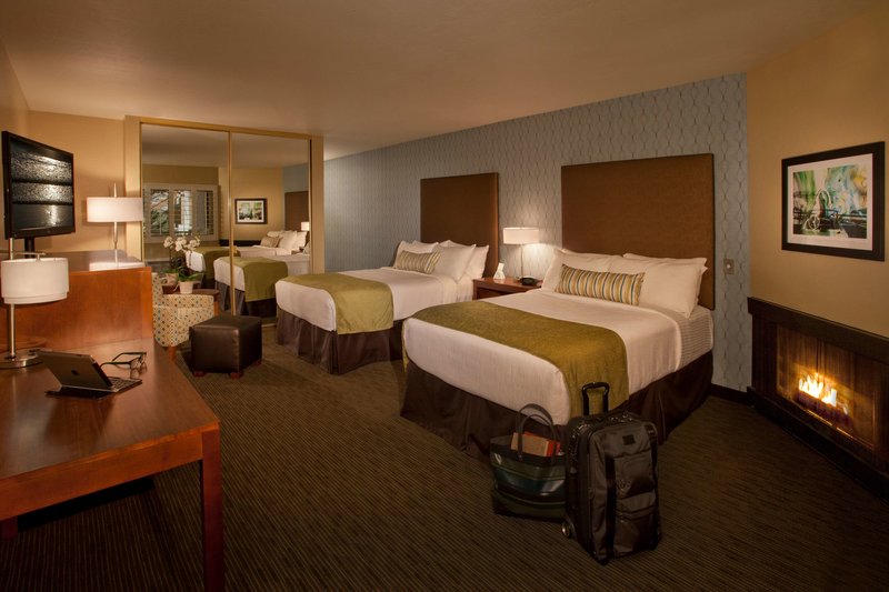 Best Western Plus Beach View Lodge - 490