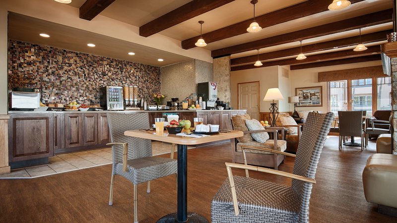 Best Western Plus Beach View Lodge - 490