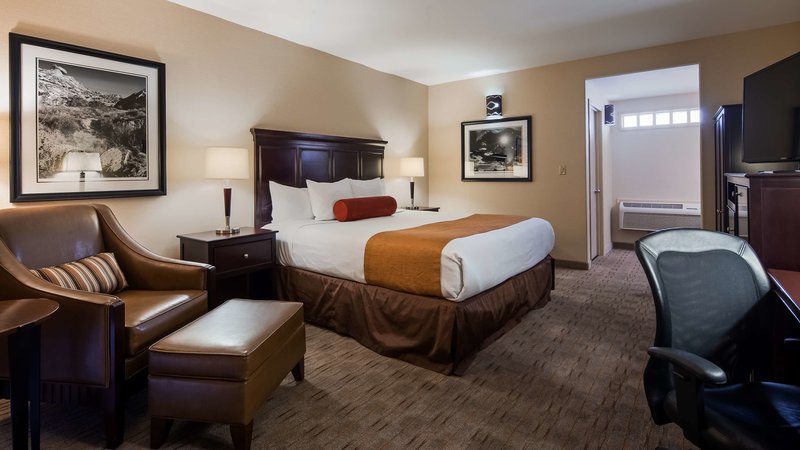 Best Western Plus Frontier Motel - 495