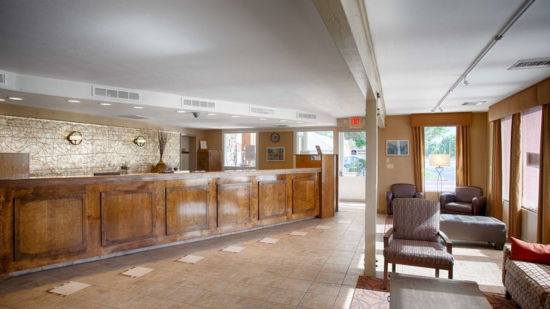 Best Western Plus Frontier Motel - 495